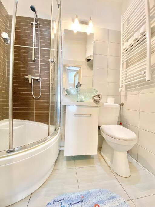 בודפשט Stay Cool! Apartment With Sauna And Private Garden מראה חיצוני תמונה